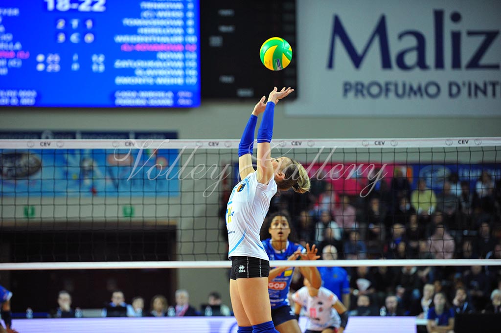 Igor NO-Agel Prostejov (17)